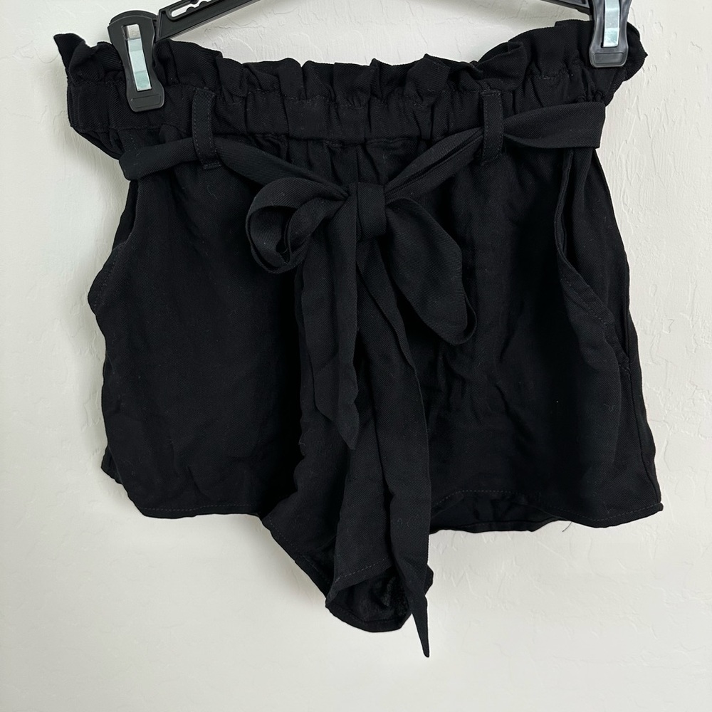 BB Dakota Paperbag Shorts